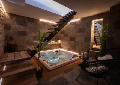 Le-Splendid-appartement-avec-jacuzzi-de-luxe